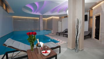 Indoor pool, outdoor pool