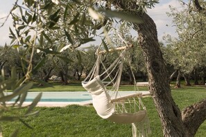 Außenpool, Liegestühle