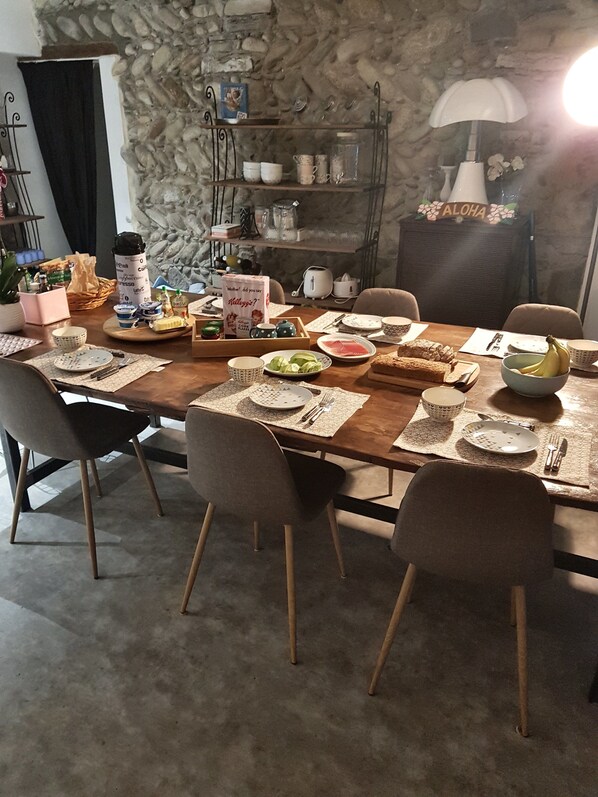 Petit déjeuner buffet compris tous les jours