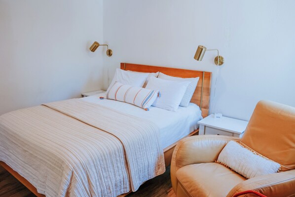 1 bedroom, Internet - Cozy studio with A/C 1B/1B in San Mateo, California. No pet/smoke (San Mateo)