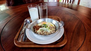 Desayuno diario por un coste adicional