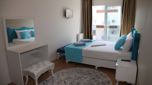 Unclassified image, 1 of 20, button - V&M House (Mersin)