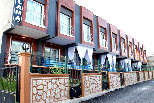 Front of property - V&M House (Mersin)