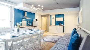 Apartamento, 5 habitaciones | Cocina privada | Frigorífico grande, microondas, horno y placa de cocina