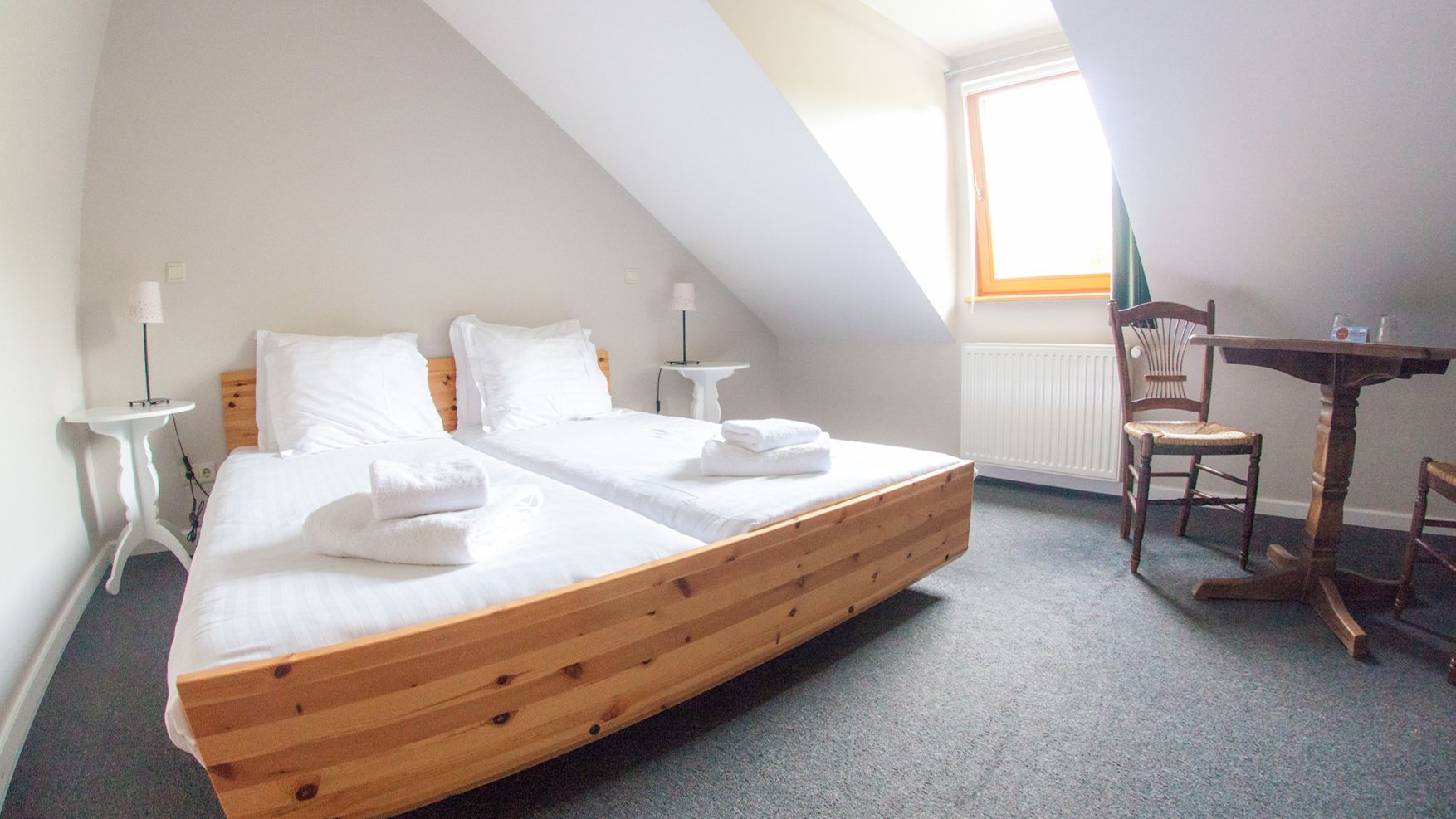 desk, blackout curtains, soundproofing, cots/infant beds