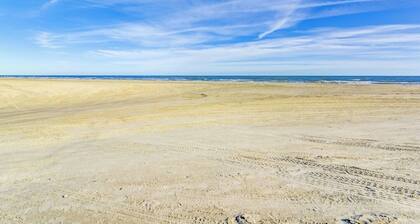 Kids Cottage Amazing views from all directions