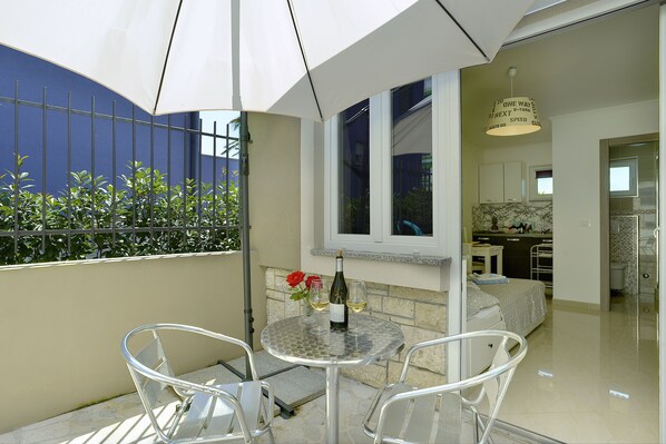 客房 | 書桌、隔音、免費無線上網、床單