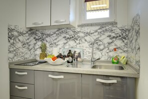 客房 | 書桌、隔音、免費無線上網、床單