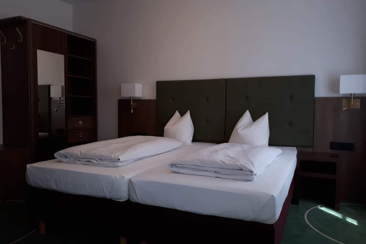 comfort double room | desk, blackout curtains, free wifi, bed sheets