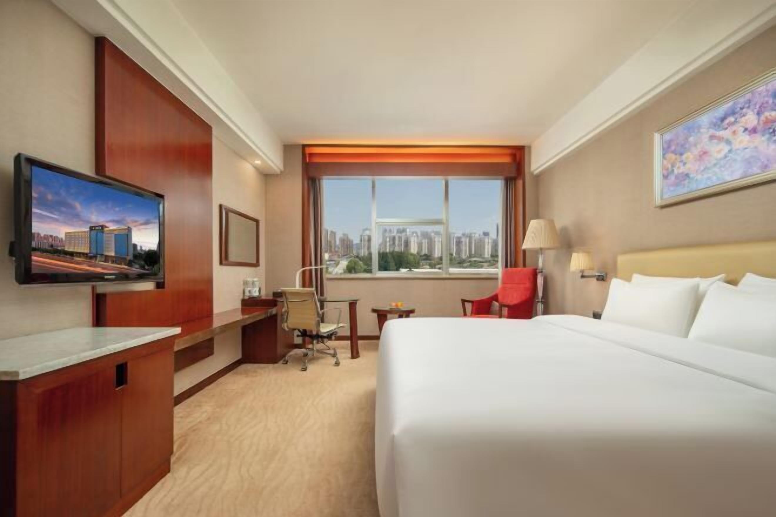 Minibar, in-room safe, desk, blackout curtains