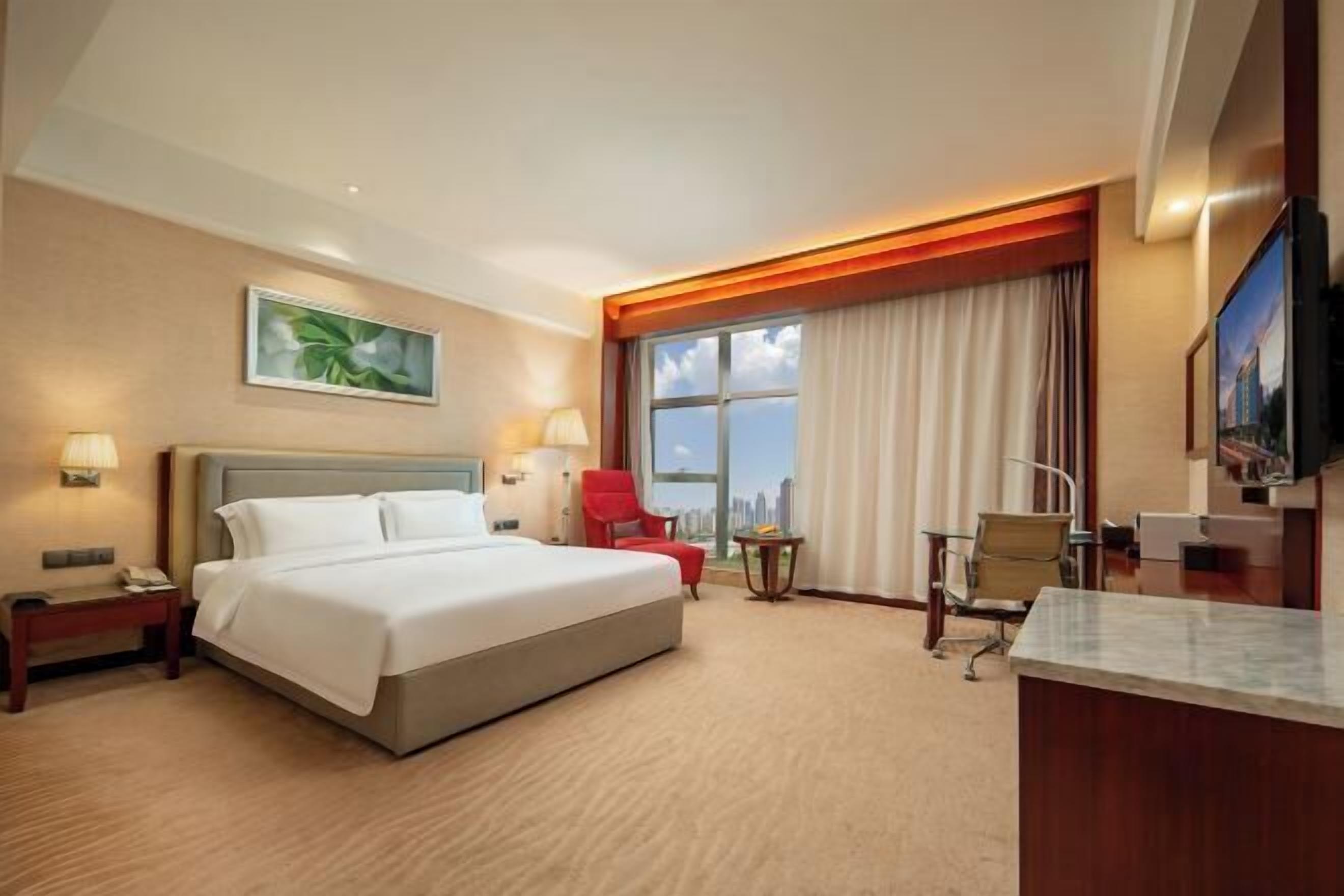 Minibar, in-room safe, desk, blackout curtains