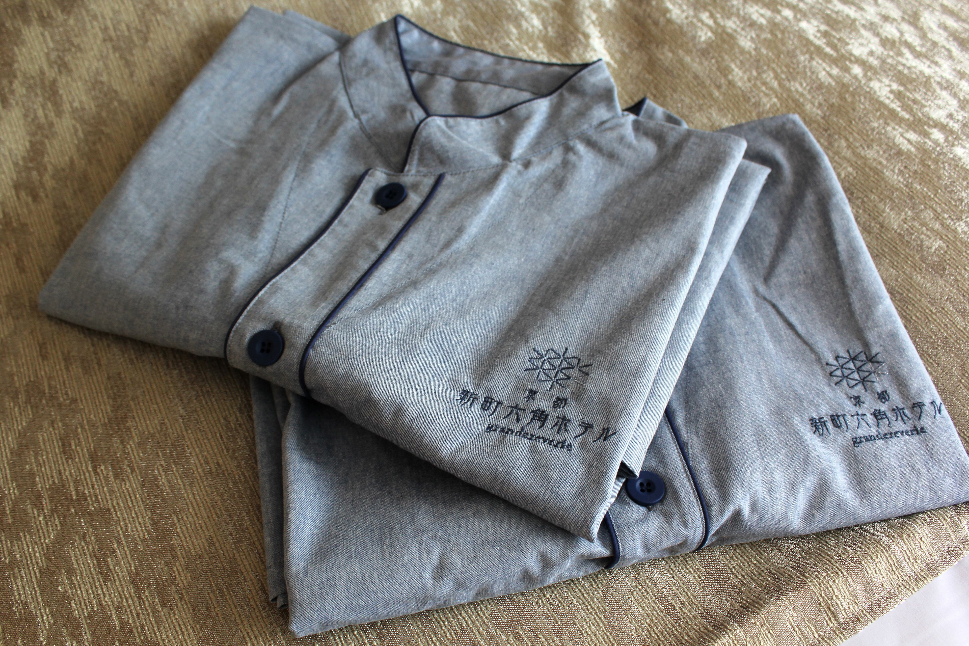 standard double room, 1 queen bed | 1 bedroom, down duvets, in-room safe, desk