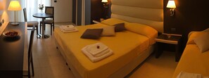 Superior Triple Room, Ocean View | In-room safe, desk, free cots/infant beds, free WiFi - Miramare Scilla GYH Luxury (Scilla)