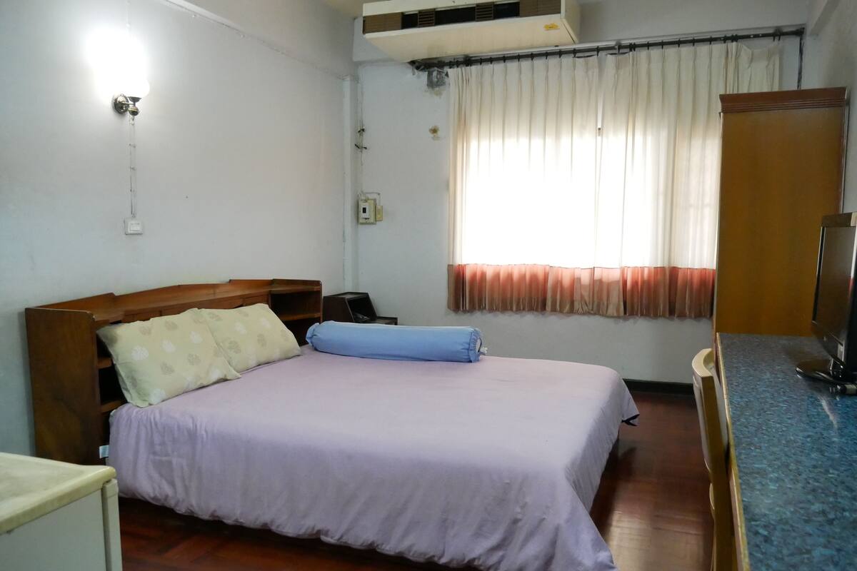 Double Room with Air-Conditioner 