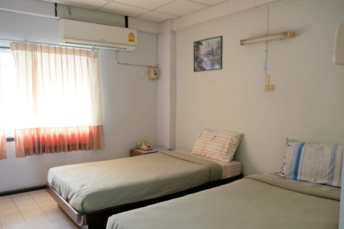 Twin Room with Air-Conditioner | Wi-Fi gratuito