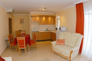 Standard Apartment | Living area