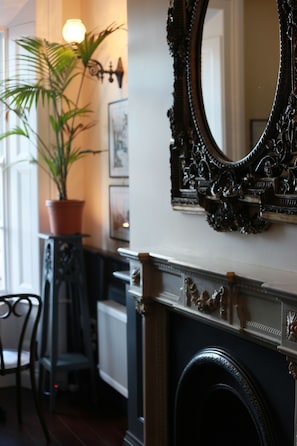 Reception - Number 8 The Townhouse (Londonderry)