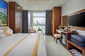 Water view - Merry Hotel (Da Nang)