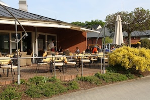 Sun deck - Hotel Jott wie Jäger (Wolfsburg)