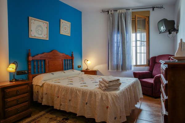 Decoración personalizada, muebles diferentes y cortinas blackout