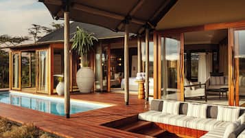 Suite, 1 King Bed | Terrace/patio