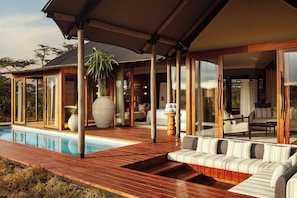 Suite, 1 King Bed | Terrace/patio