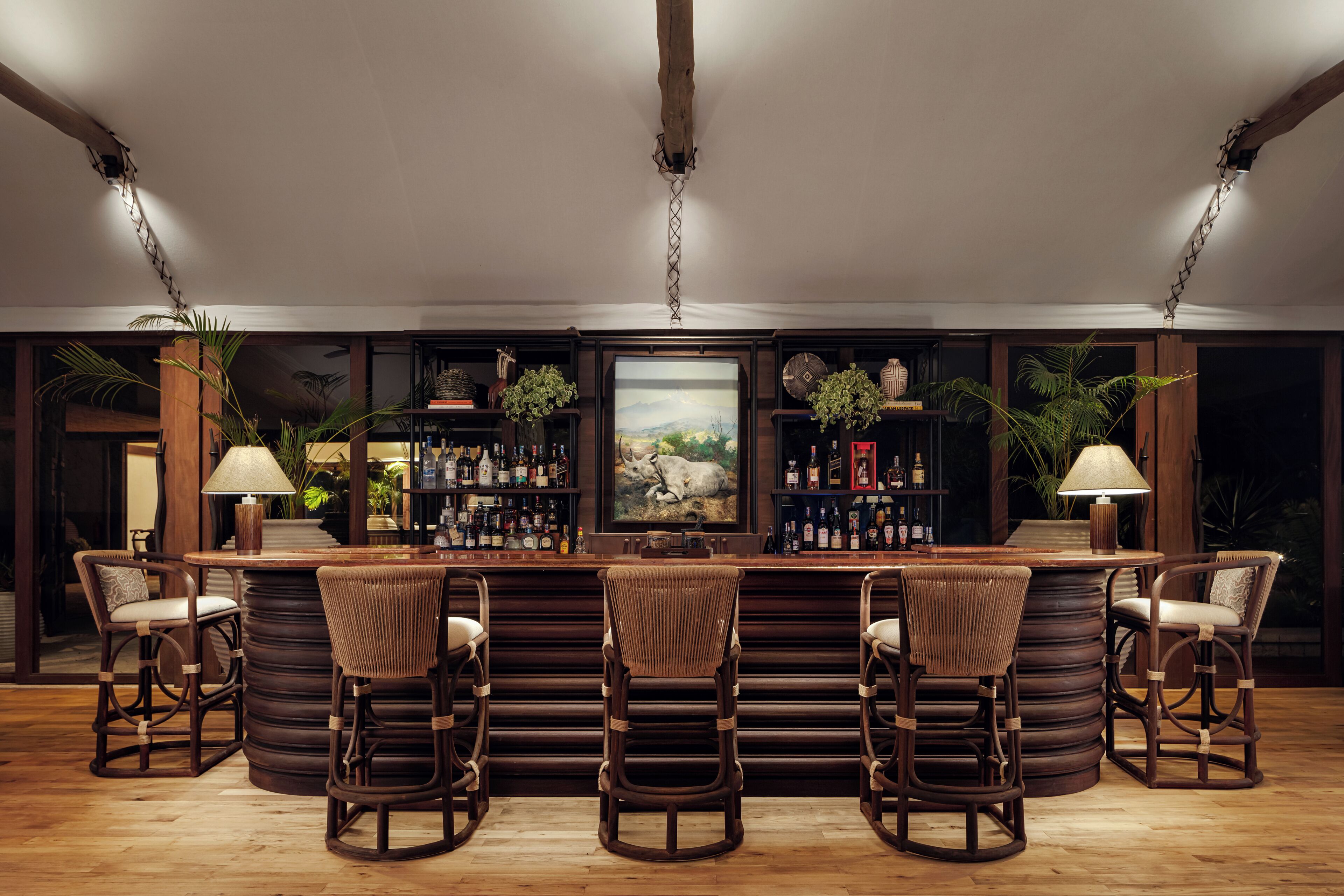 Al fresco dining, open daily