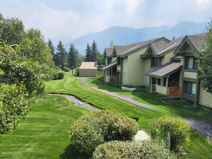 Property grounds - Snowcreek Resort Vacation Rentals 272 Snowcreek Road (Mammoth Lakes)