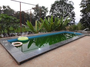 Seasonal outdoor pool