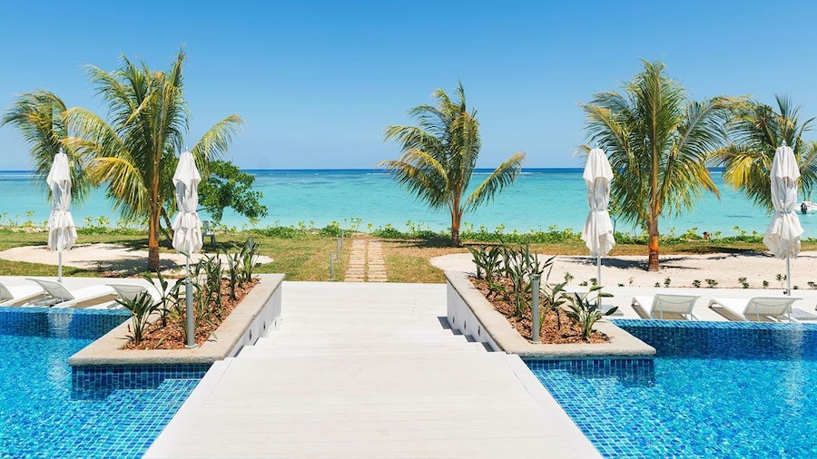 Villasun Seafront Apartment at Cap Ouest