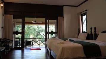 Superior Twin Room | Minibar, free WiFi