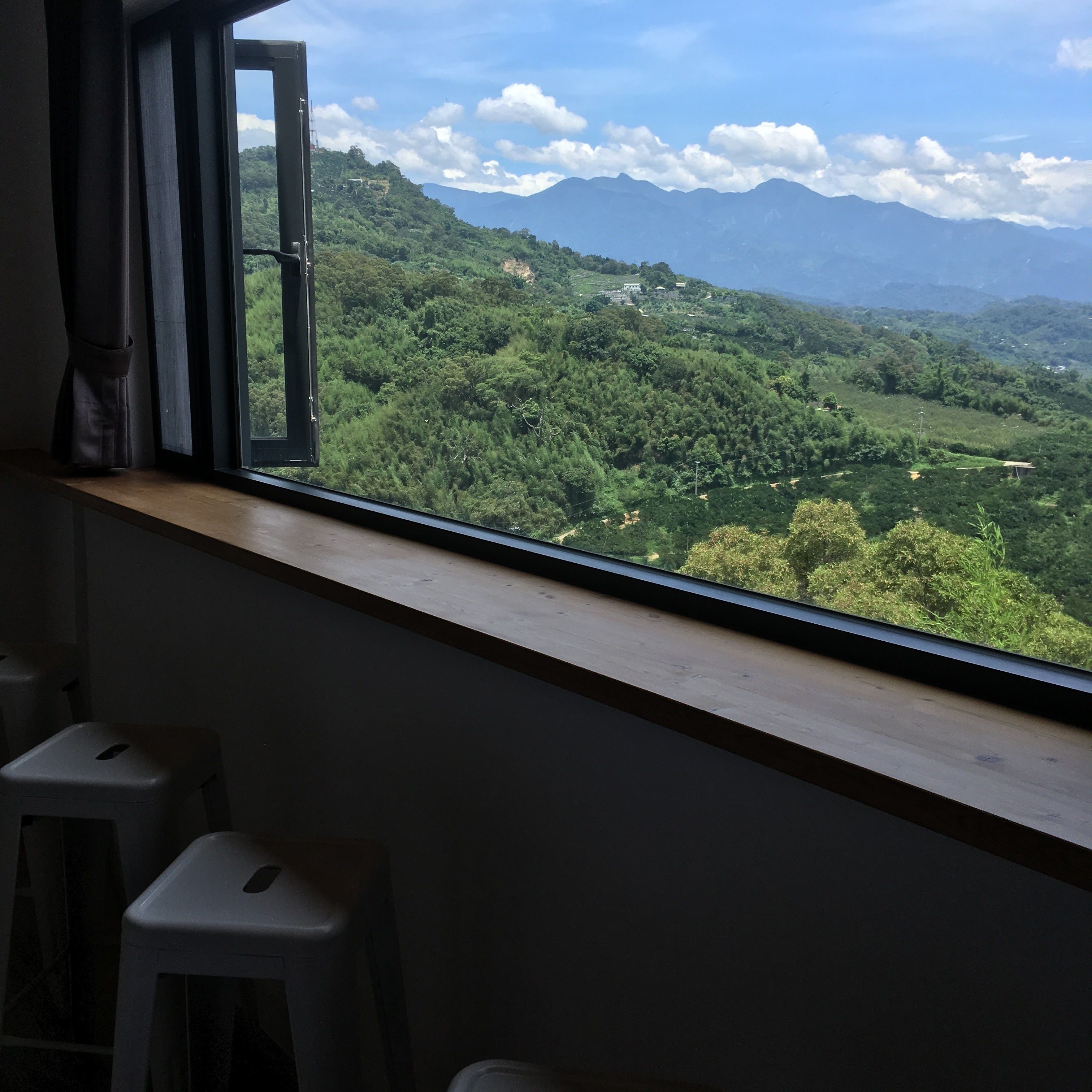 Basic Quadruple Room, 2 Queen Beds, Bathtub | Mountain view