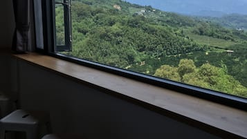 Basic Quadruple Room, 2 Queen Beds, Bathtub | Mountain view