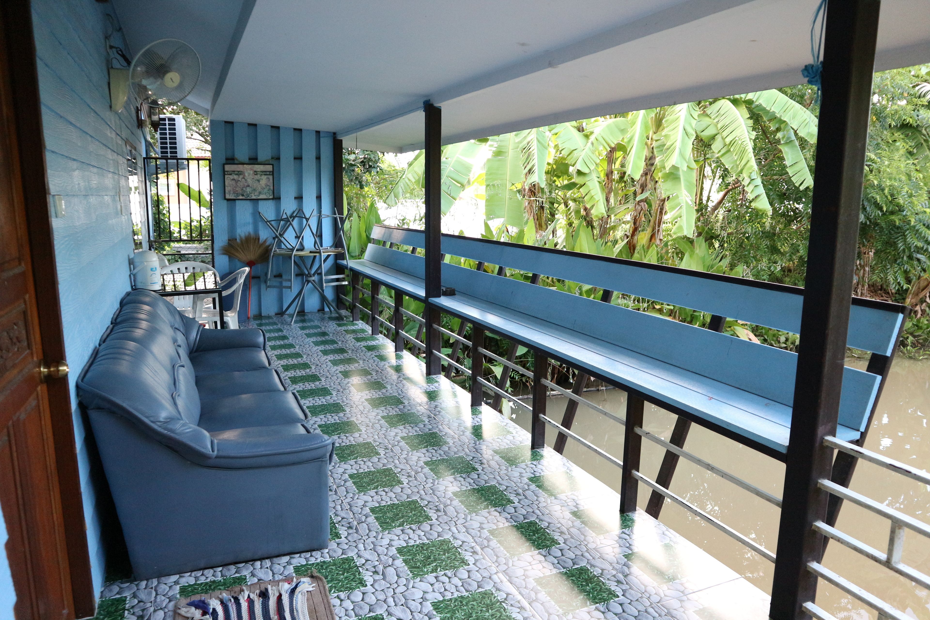 Baan Klang Nam | Premium bedding, pillowtop beds, blackout drapes, rollaway beds