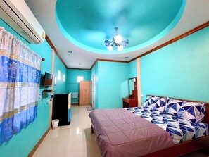 基础单人房, 阳台, 庭院 | 客房景观