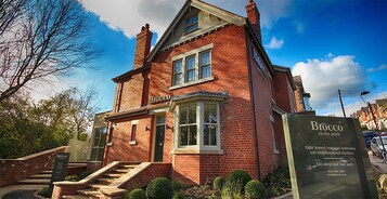 Bagian depan properti