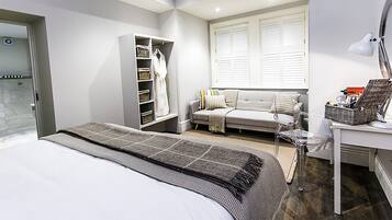 Deluxe Double or Twin Room - Nightjar's Nest | Egyptian cotton sheets, premium bedding, individually decorated