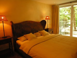 Apartment | Premium bedding, in-room safe, desk, iron/ironing board - Park-Villa (Kressbronn)