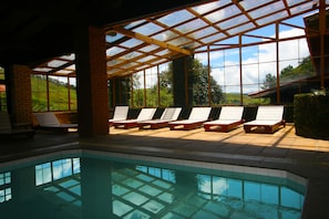 Indoor pool, 2 outdoor pools - Hotel Serraverde (Pouso Alto)