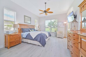 3 bedrooms, desk, iron/ironing board, free WiFi - Spanish Wells Pool Home with Golf Course Views (BONITA SPRINGS)