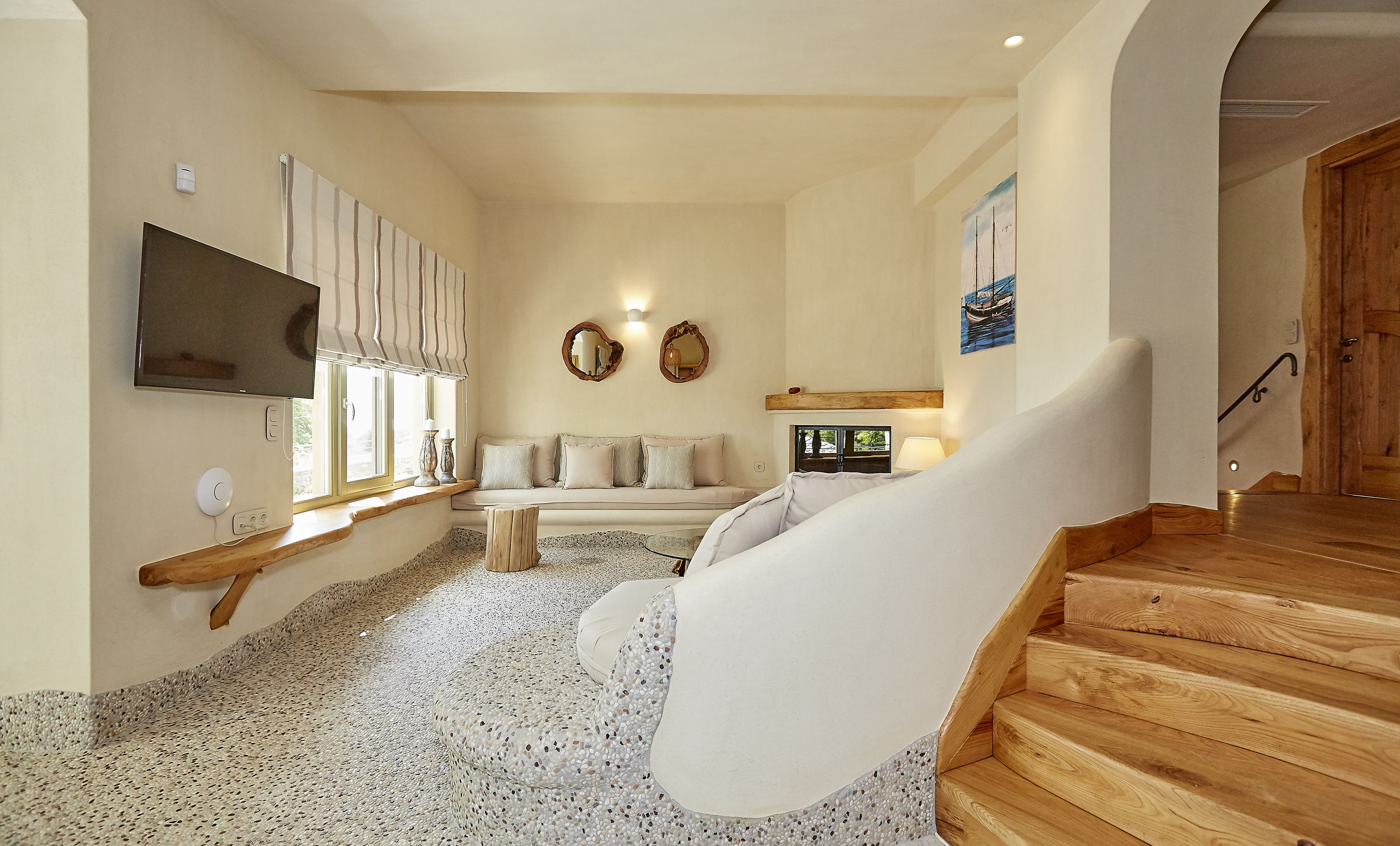 ลักซ์ชัวรี่วิลล่า, 3 ห้องนอน, เห็นวิวทะเลบางส่วน, ริมสระว่ายน้ำ | ห้องนั่งเล่น | ทีวีจอแบน, เตาผิง