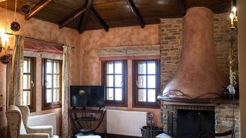 1 غرفة نوم وأغطية فراش متميزة ومكتب وتجهيزات عازلة للصوت