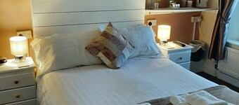 Lyndhurst Guest House