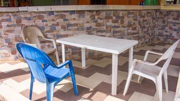 Free daily local cuisine breakfast