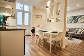 商務公寓, 2 張加大雙人床 | 1 間睡房、高級寢具、熨斗/熨衫板、免費 Wi-Fi