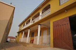Property grounds - Good Morning Guest House (Kumasi)