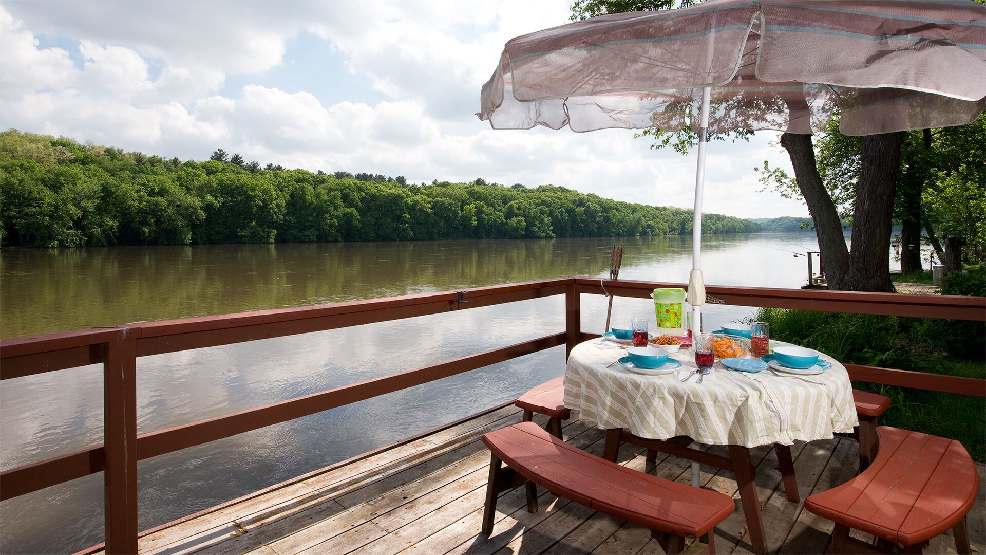 تناول الطعام بالخارج