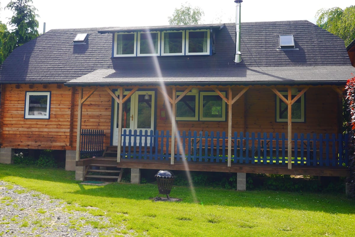 Chalet (10 people) | 1 bedroom, individually decorated, individually furnished, desk