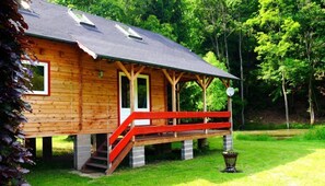 1 bilik tidur, dihias secara berasingan