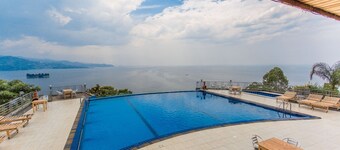 Nirvana Heights Hotel